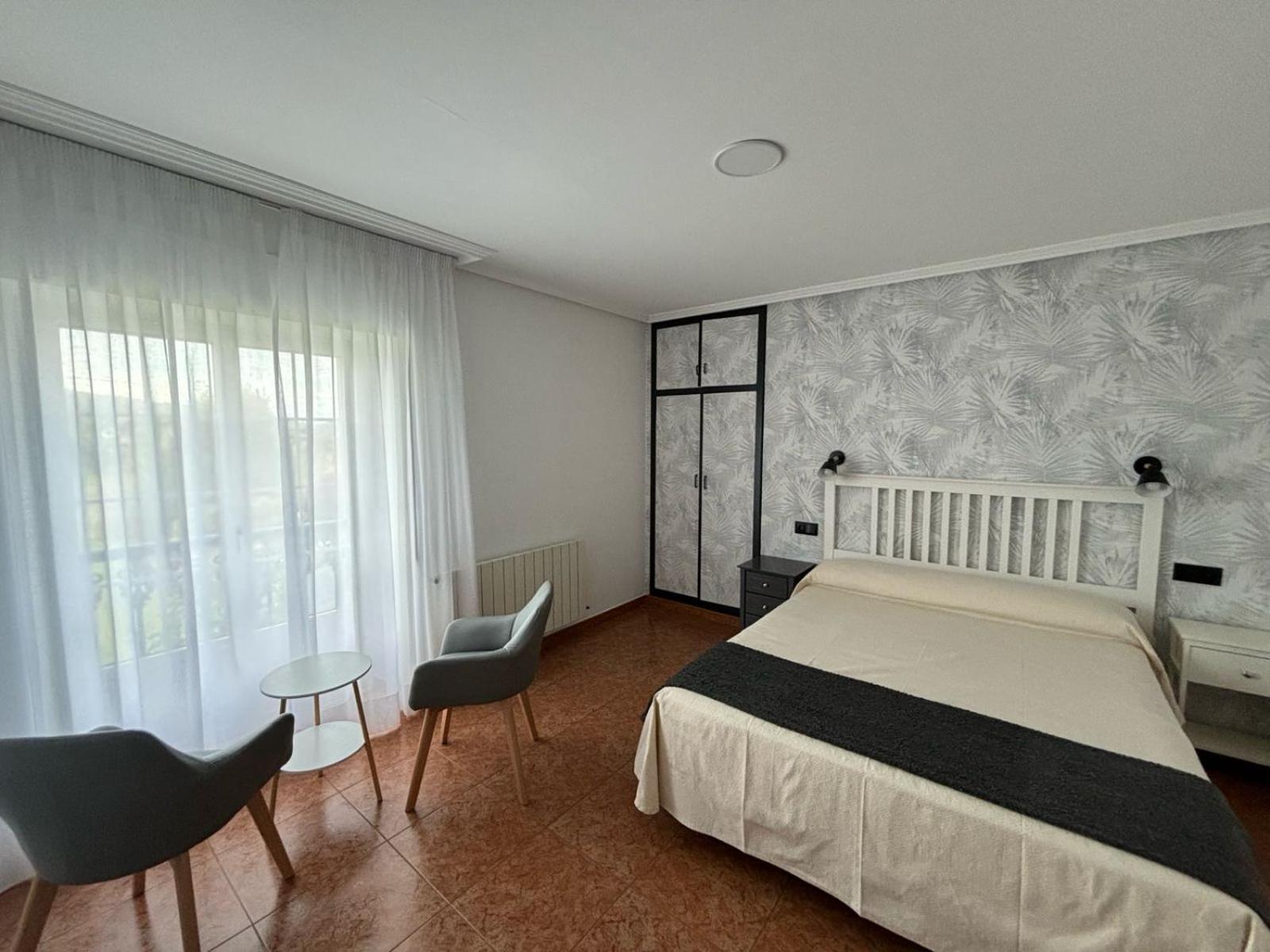 Luarca Zabala Hotel Almuna ภายนอก รูปภาพ